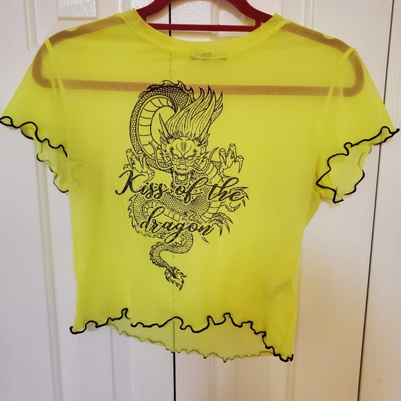 Fashion Nova "Kiss Of The Dragon" Tee M - Picture 2 of 3